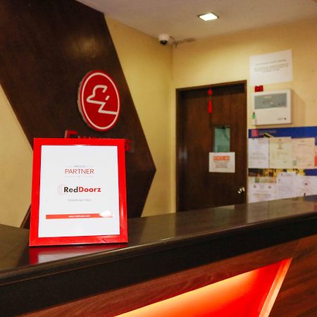 Отель Reddoorz @ Mj Cuenco Avenue Себу Экстерьер фото